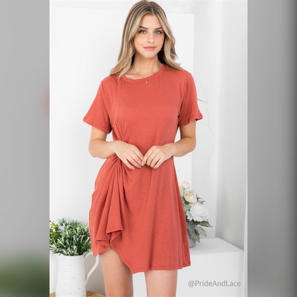 LAST 3️⃣ RUST CREW NECKLINE WITH RIGHT SIDE RUCHED DRESS - Picture 2 of 6
